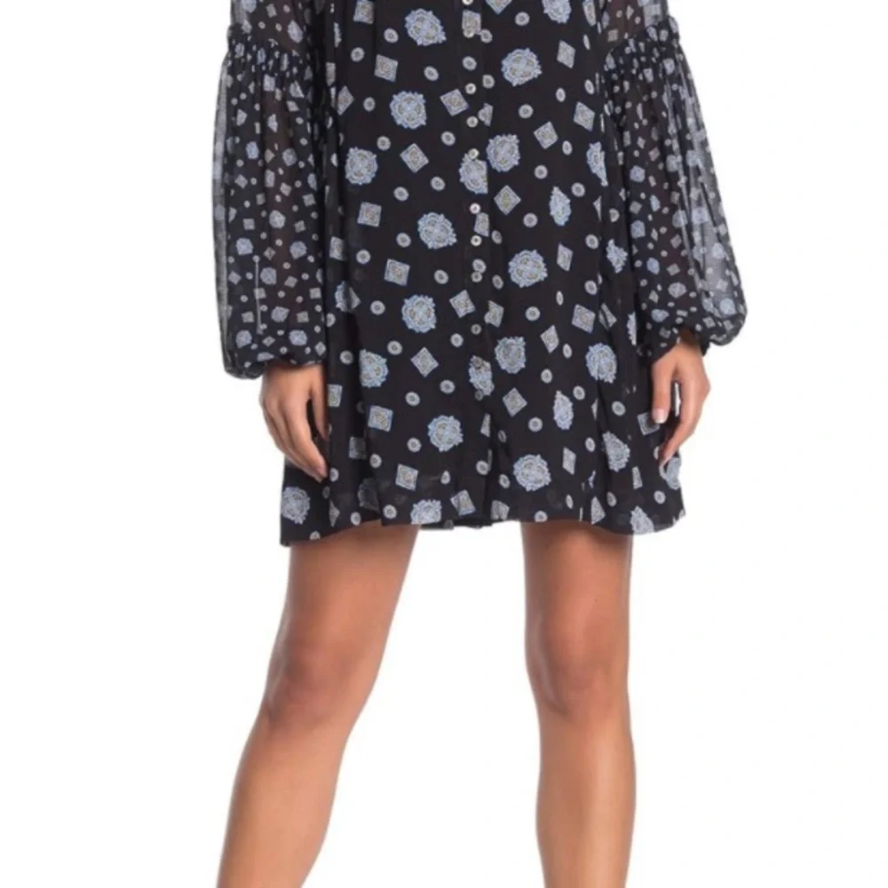 Free people patterned tunic length dress with full bell sleeve past elbow small